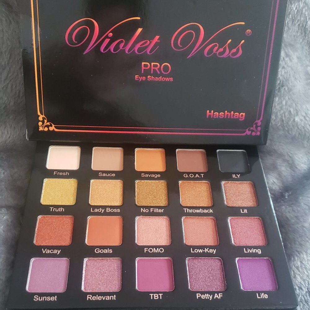 Violet Voss Hashtag - PRO Eyeshadow Palette $40